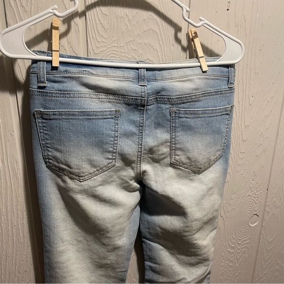 Cherokee Girls Distressed Ripped Light Wash Jeans - Picture 3 of 6